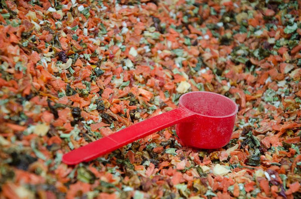 2 oz. Red scoop.